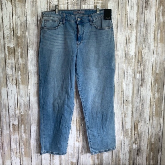 NWT Joes Jeans Boyfriend Crop in Fitria - Picture 2 of 7